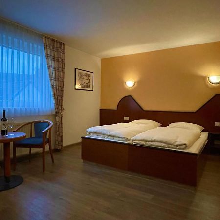 Hotel Haus Hubertus Elsdorf Zewnętrze zdjęcie