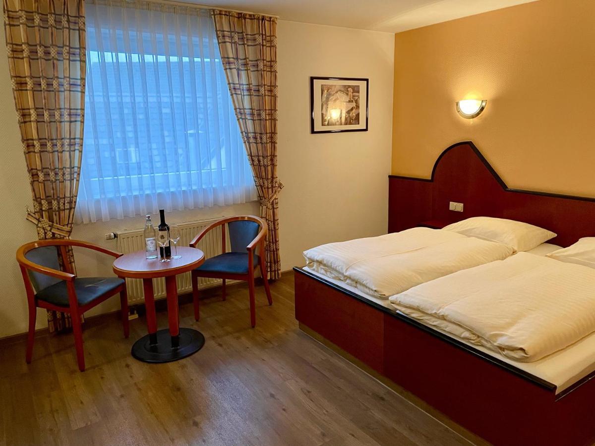 Hotel Haus Hubertus Elsdorf Zewnętrze zdjęcie